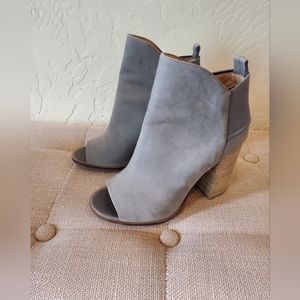 Gray bootie